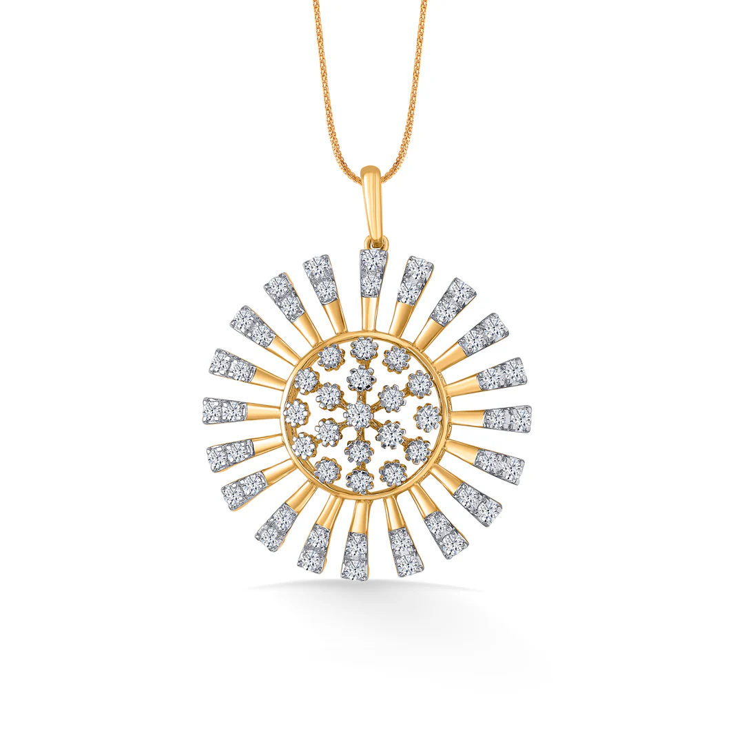 Dazzling Rays Gold & Diamond Pendant Set For Women - Image 5