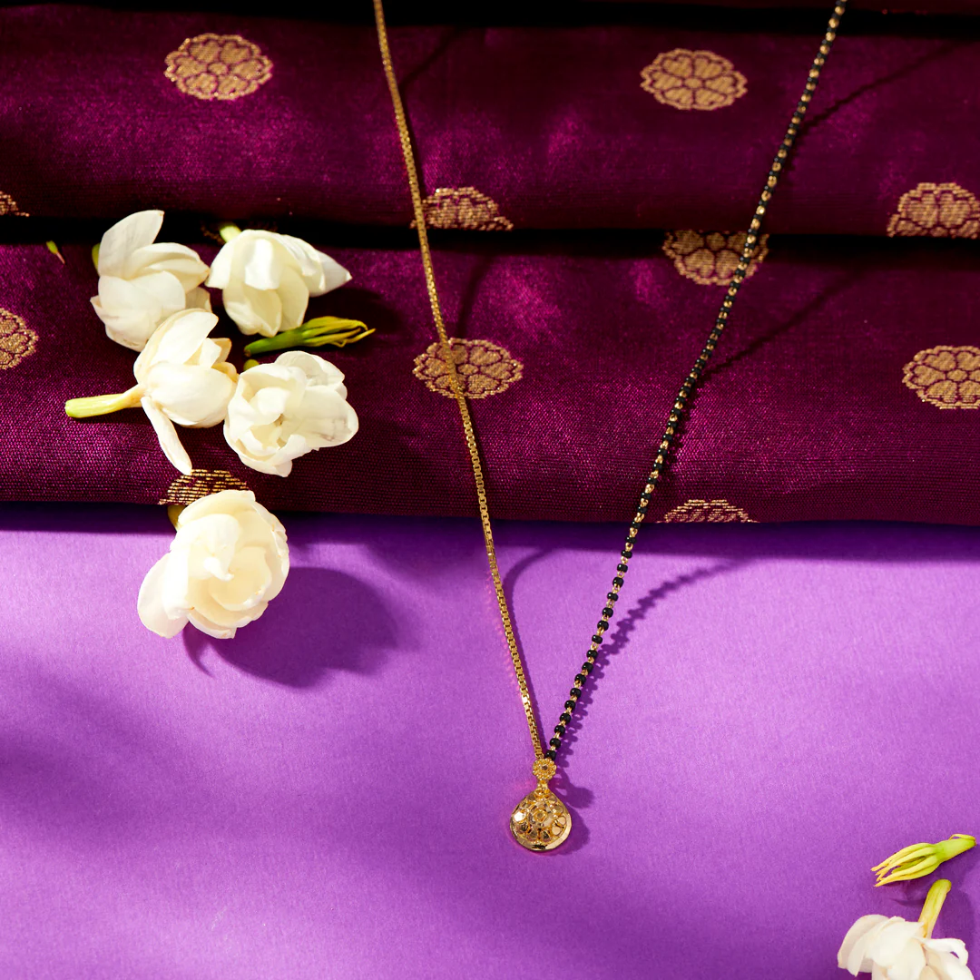 Dual Glow Yellow Gold Modern Mangalsutra For Women