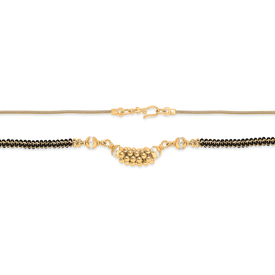 Dusky Bond Gold Modern Mangalsutra - Image 3
