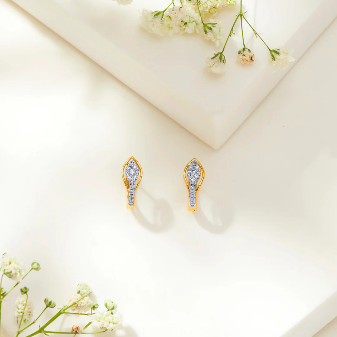 Luminous Cut Gold Hoops & Huggies Earring For Women