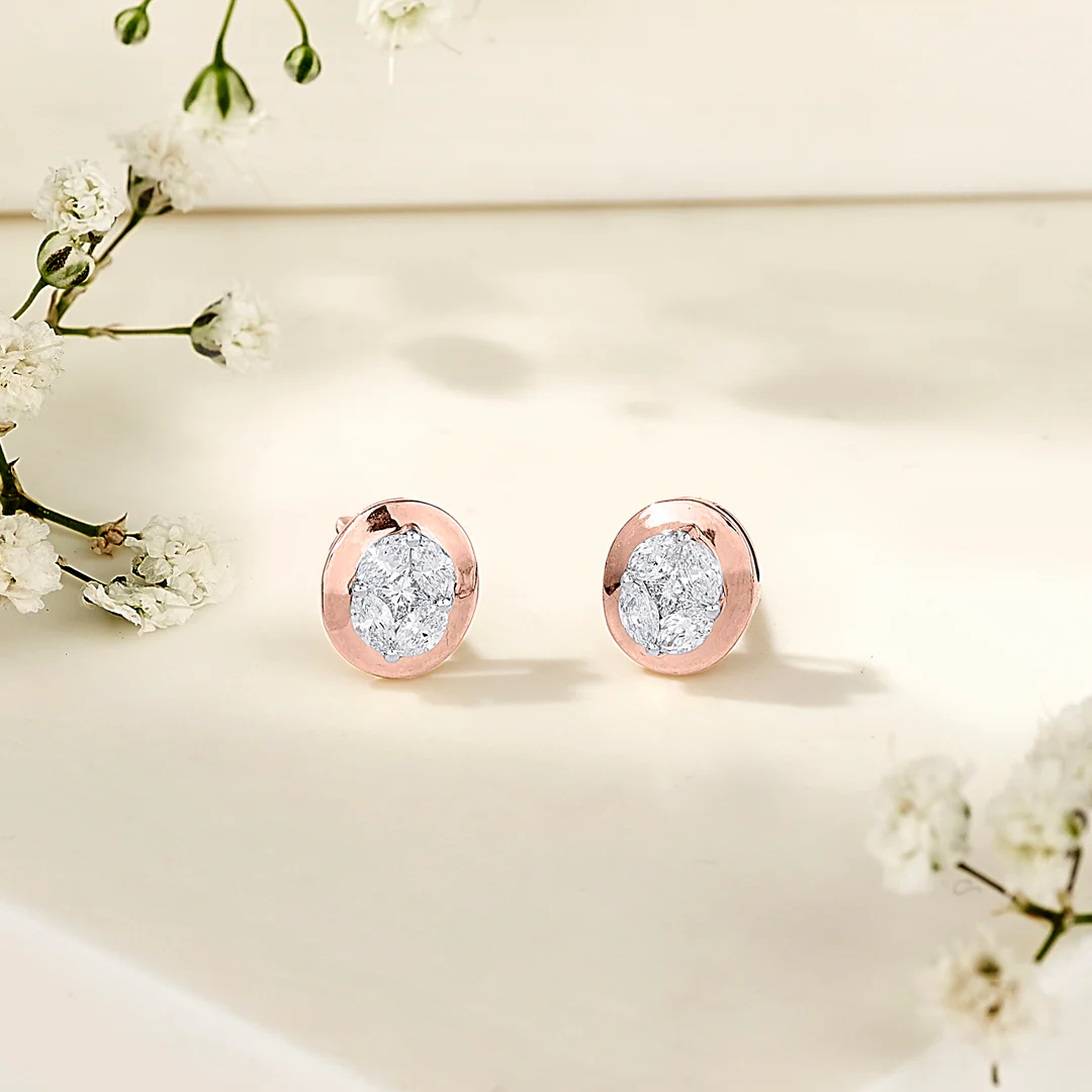Lunar Eclipse Yellow Gold Stud Earring for Women