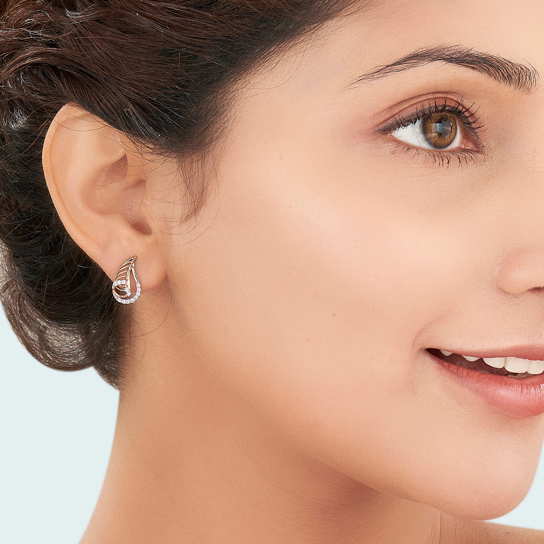 Lustrous Fern Rose Gold Stud Diamond Earring For Women - Image 2