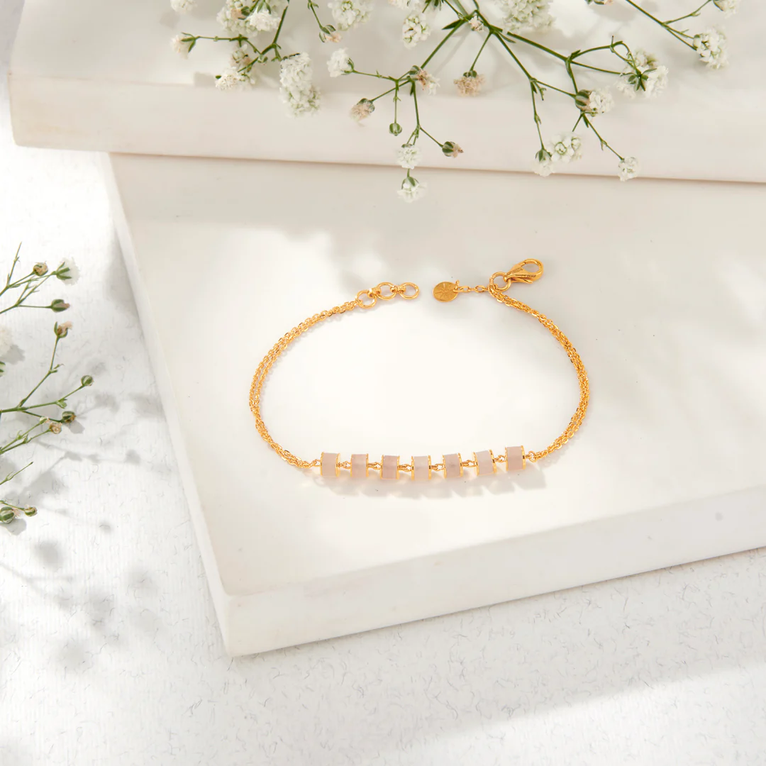 Mindful Circle Yellow Gold Flexible Bracelet for Women