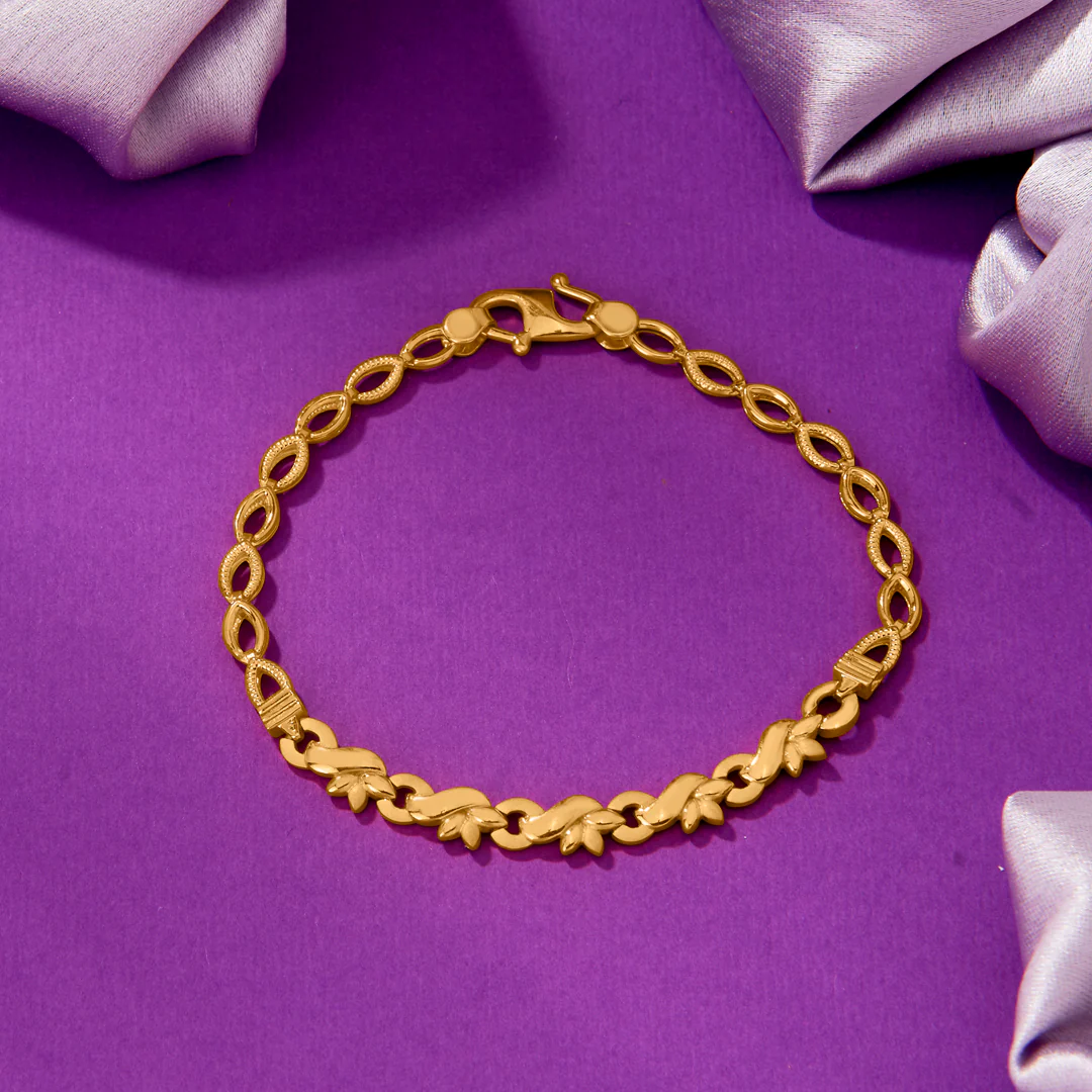 Mini Trinkets Yellow Gold Kids Bracelet