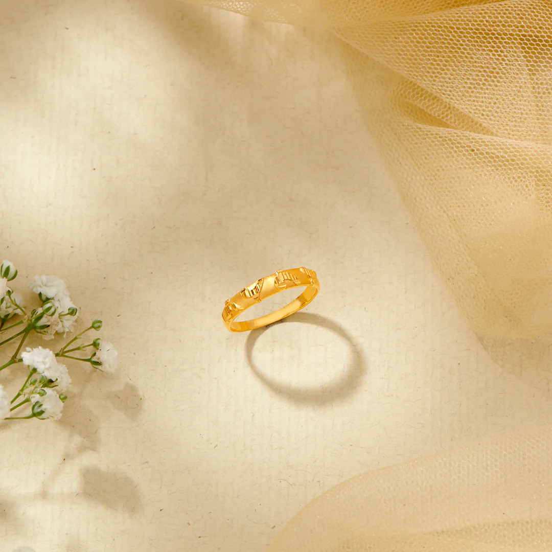Pinnacle Band Gold Casual Ring For Women