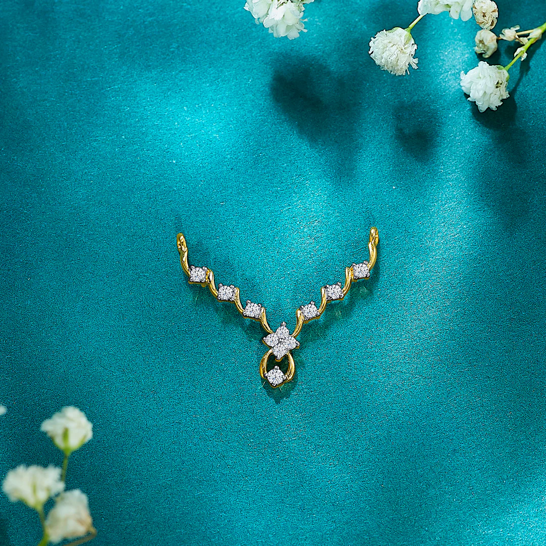 Princess Yellow Gold & Diamond Tanmaniya Mangalsutra For Women