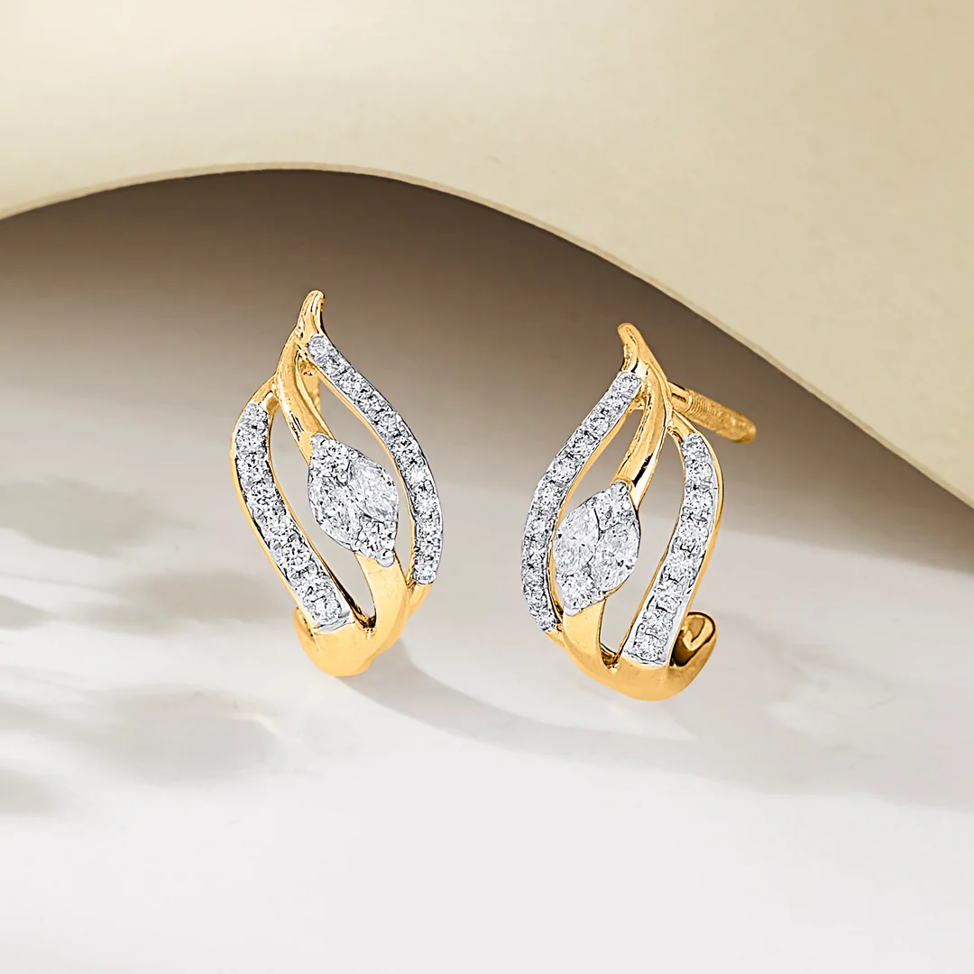 Radiant Waves Yellow Gold Stud Earring for Women