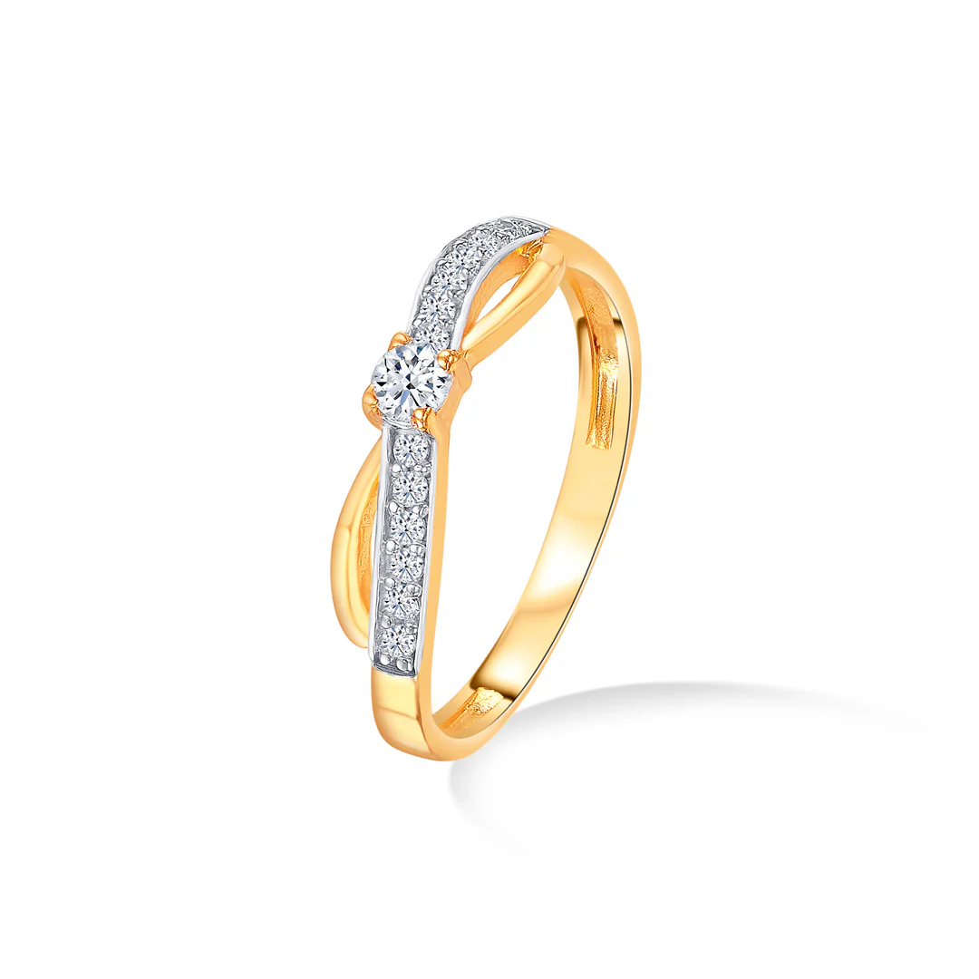 Royal Crest Gold Casual Ring For Women - Image 3