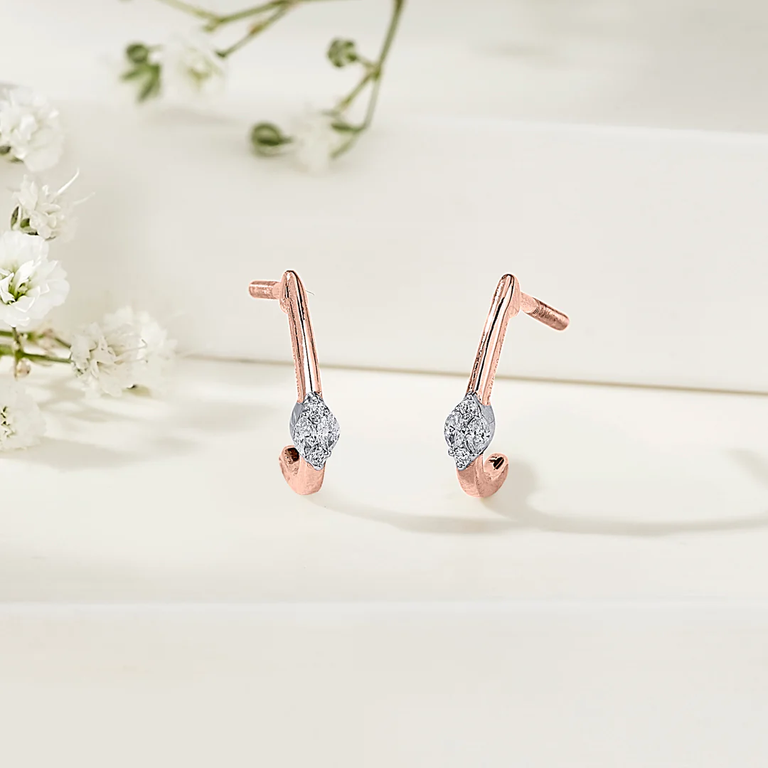 Serene Swirl Gold Stud Diamond Earring for Women