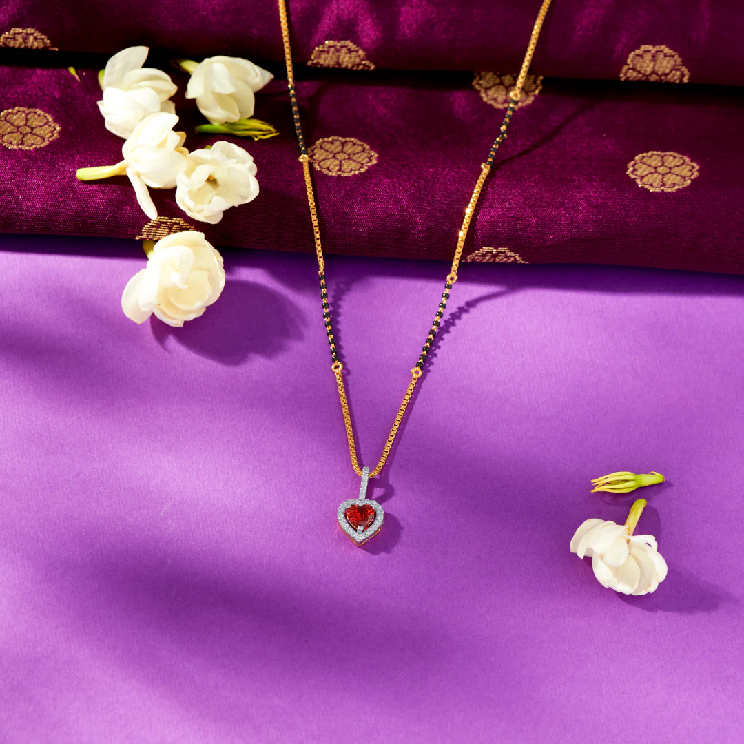Sindoori Glow Yellow Gold Modern Mangalsutra For Women