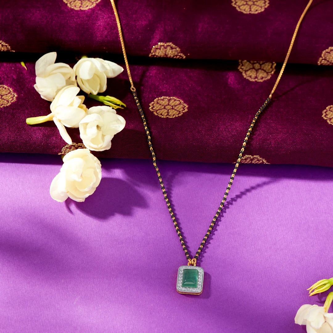Skylight Block Yellow Gold Modern Mangalsutra For Women