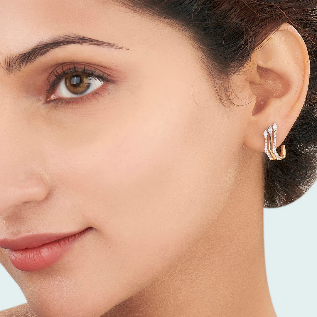 Sparkling Peaks Gold Stud Diamond Earring for Women - Image 2