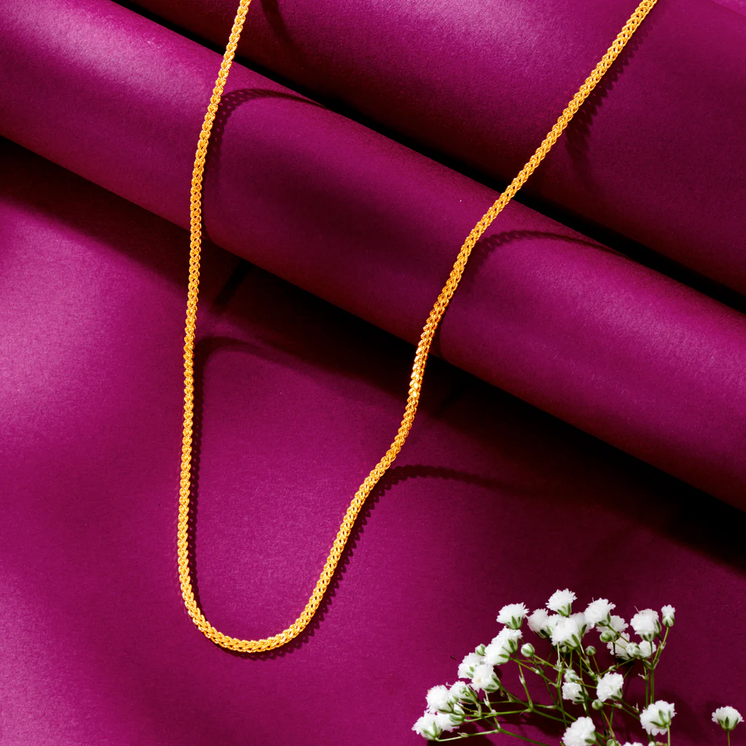 Splendid Curve Unisex Gold Chain