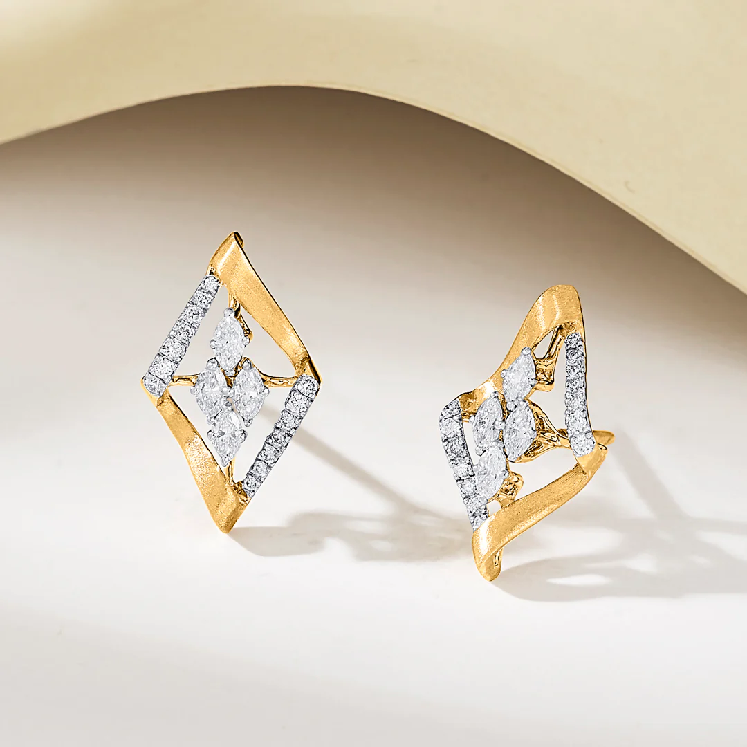Starlit Window Gold Stud Diamond Earring for Women