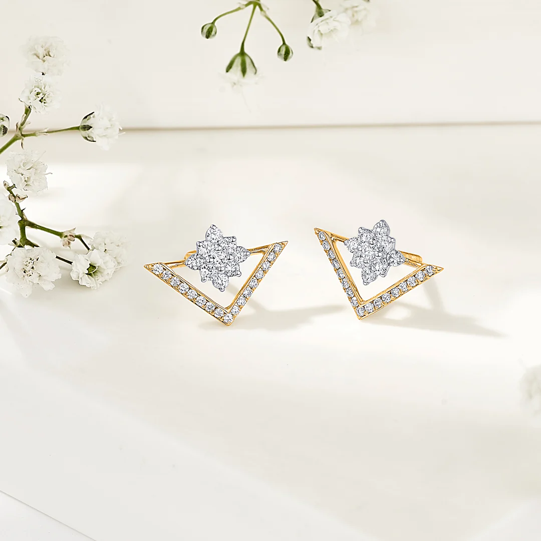 Tri Dazzle Gold Stud Diamond Earring for Women