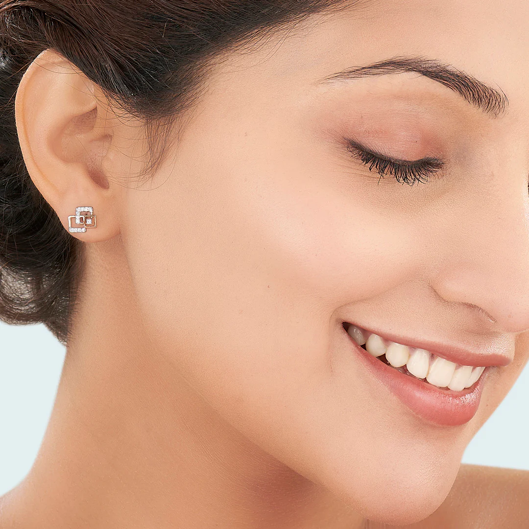 Twinkle Squares Gold Stud Diamond Earring for Women - Image 2