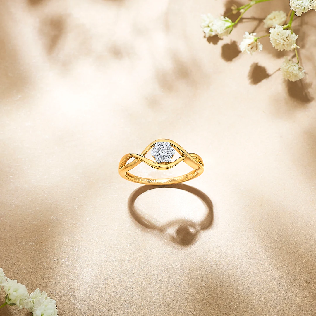 Twist of Bloom Gold & Diamond Ring