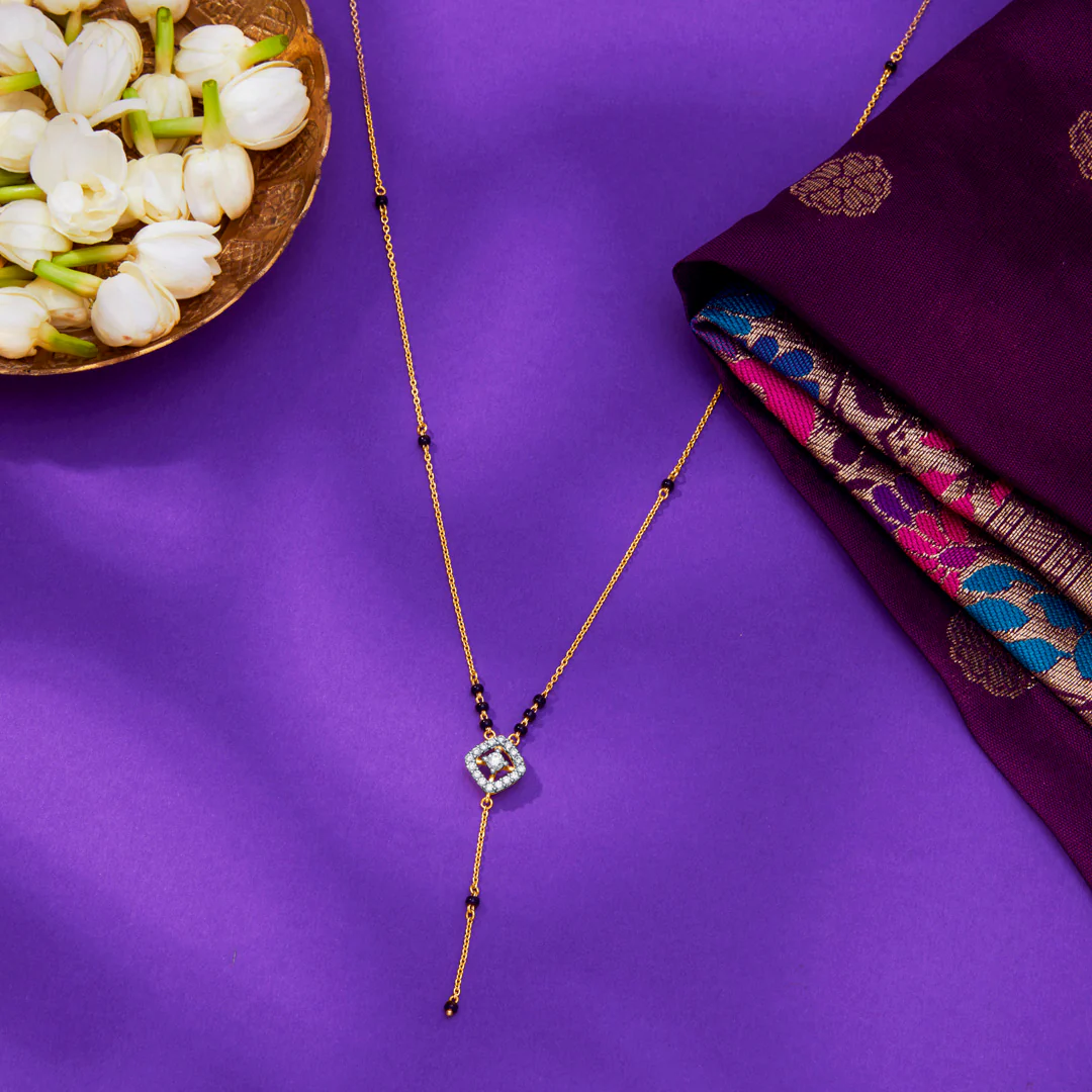 Urban Knot Gold & Diamond Modern Mangalsutra for Women