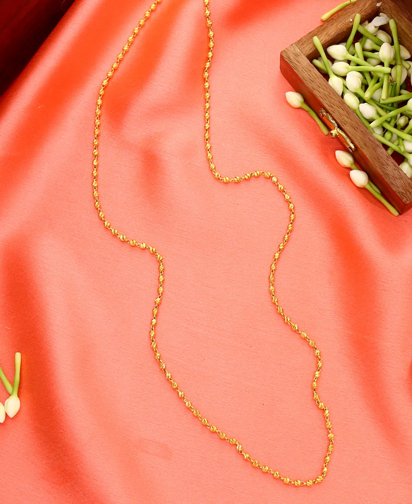 Vedic Grace Vertical Yellow Gold Traditional Necklace For Women - Image 3